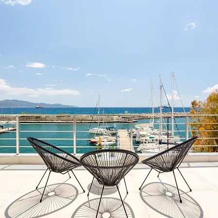 Yin & Yang Studio, Marina Hideout In Kalamata Exterior photo